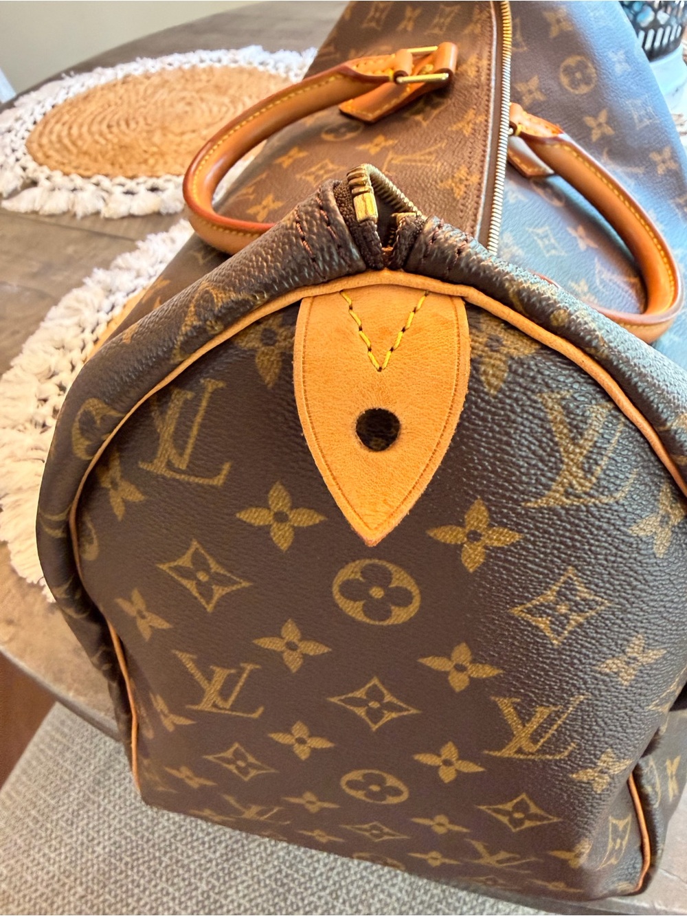 Louis Vuitton Monogram Canvas Speedy 40 Top-Handle Bag in Brown - Picture 3 of 8